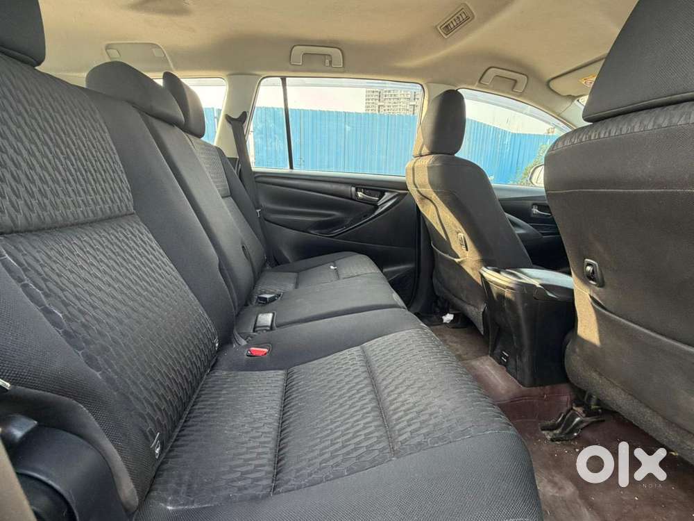 Toyota Innova Crysta 2.8 Gx At 8s, 2017, Diesel