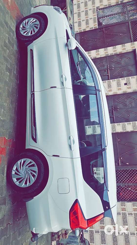 Maruti Suzuki Ertiga Vxi 2026