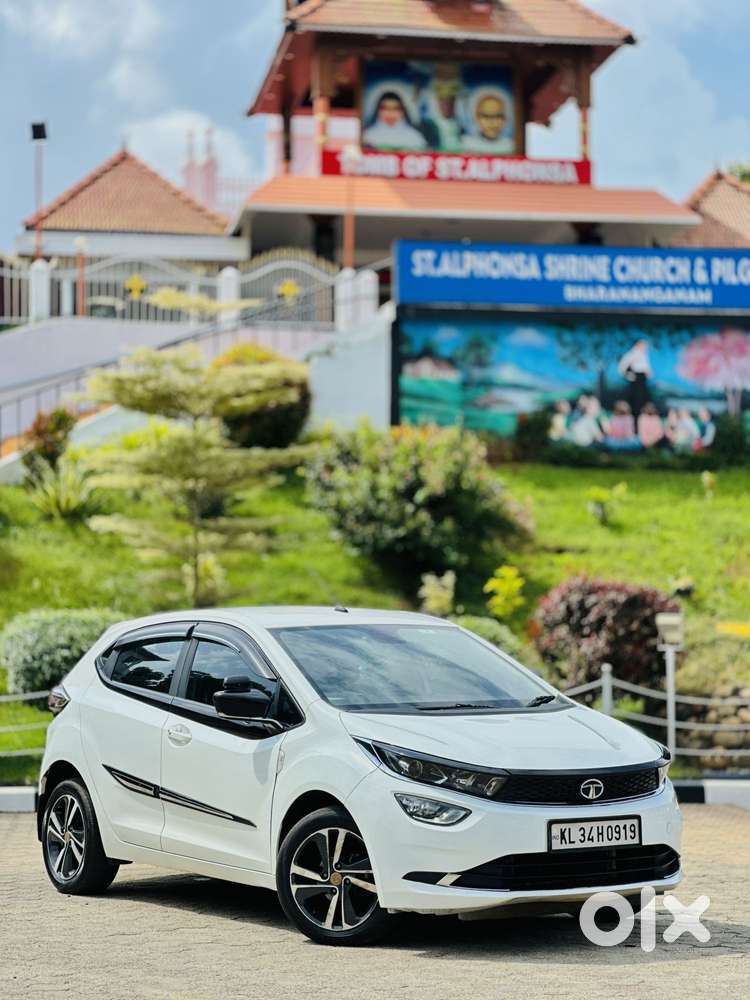 Tata Altroz Xz, 2022, Petrol