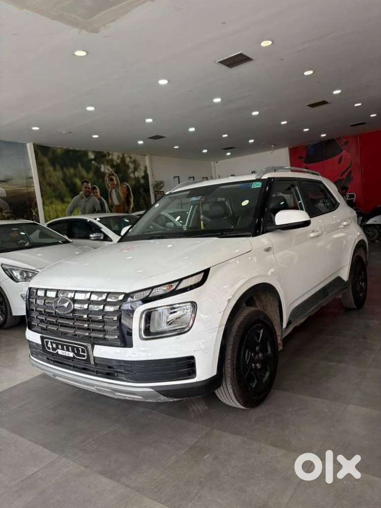 Hyundai Venue 1.2 S Plus, 2025, Petrol