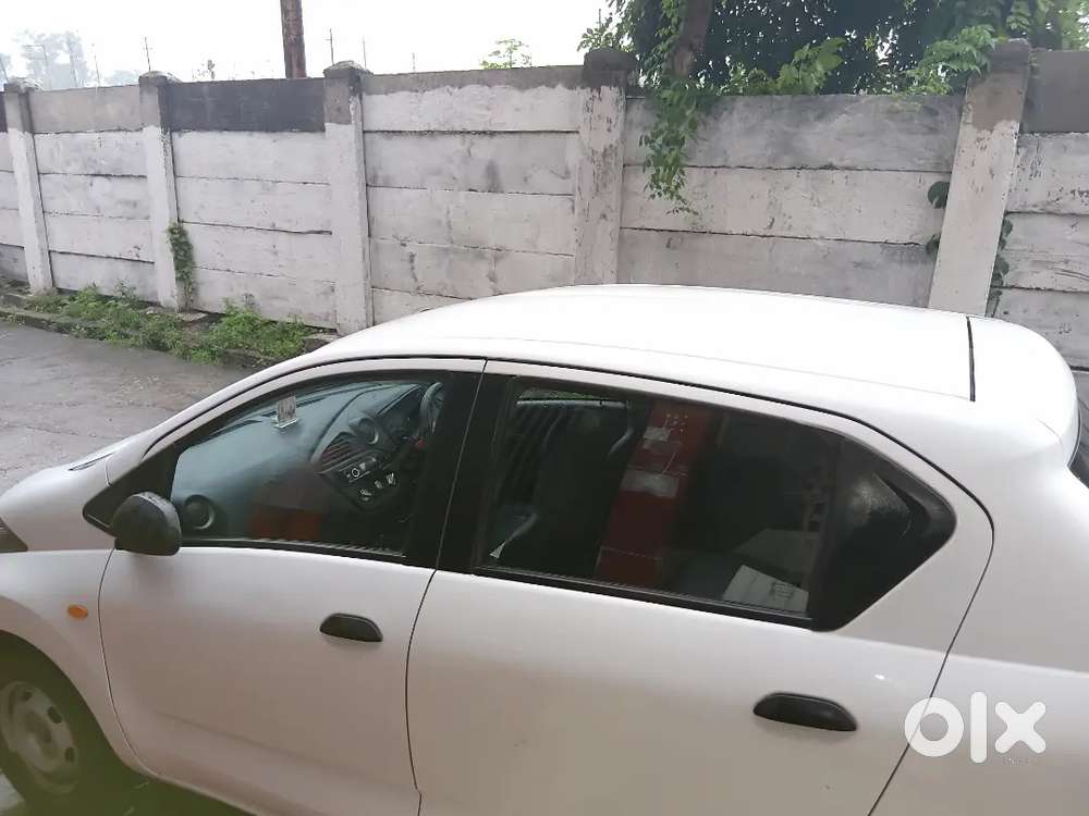 Almost Unused  ,16731 Km,98%टायर,26 Km/लीटर,doctor's Datson Redigo Car