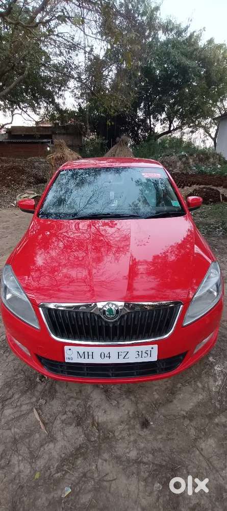 Urgent Sell Good Condition Skoda Rapid Tsi 2013 Diesel 80000 Km Driven