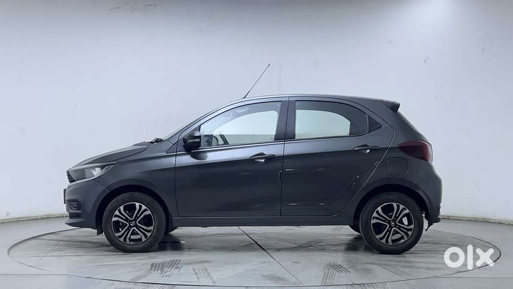 Tata Tiago 1.05 Revotorq Xt, 2023, Petrol