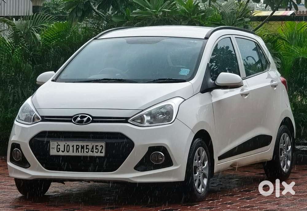 Hyundai Grand I10 [ ] 1.2 Kappa Vtvt Sportz, 2015, Petrol