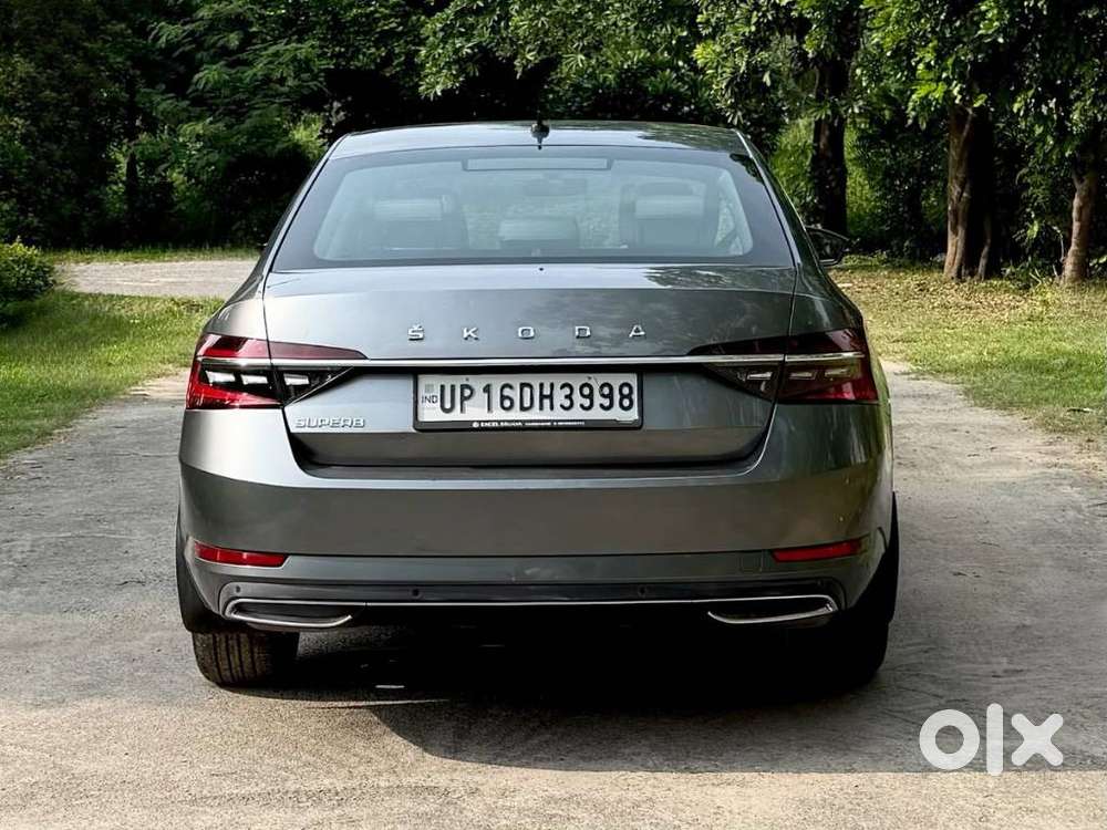 Skoda Superb 2.0 Tsi At L&k, 2022, Petrol