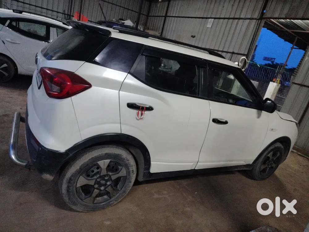 Mahindra Xuv300 1.2 W6 2019