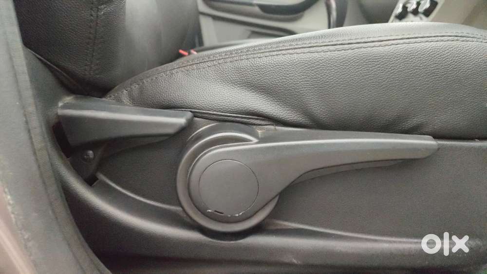 Tata Tiago 1.2 Revotron Xza, 2018, Petrol
