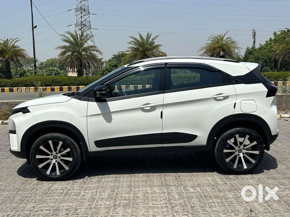 Tata Nexon Pure 1.2 S Revotron Petrol 6 Mt, 2025, Petrol