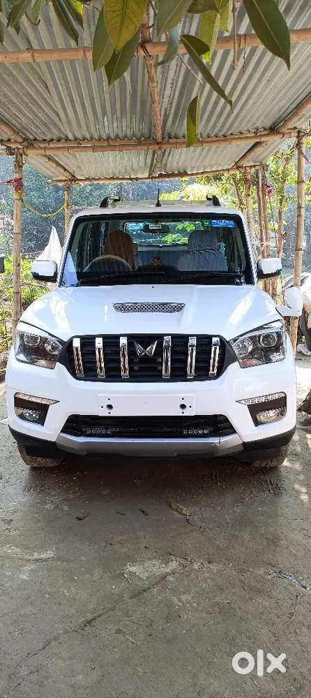Mahindra Scorpio 2015 Diesel 200000 Km Driven