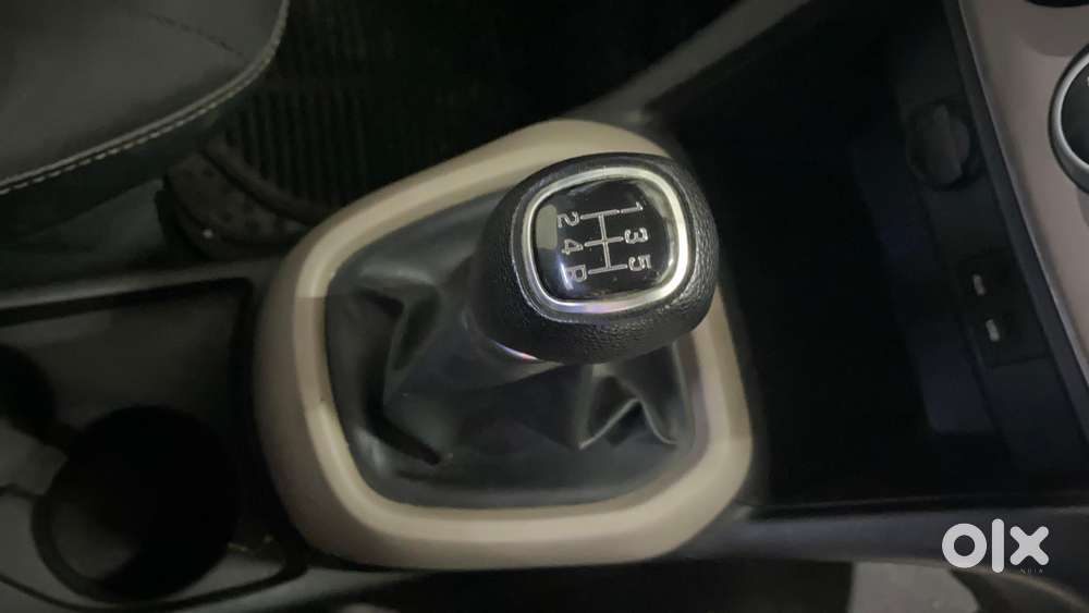 Hyundai Grand I10 1.2 Kappa Asta (o) Vtvt, 2015, Petrol
