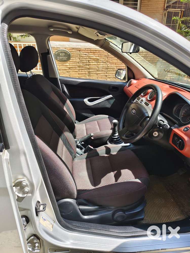 Ford Figo 1.2p Titanium Mt, 2010, Petrol