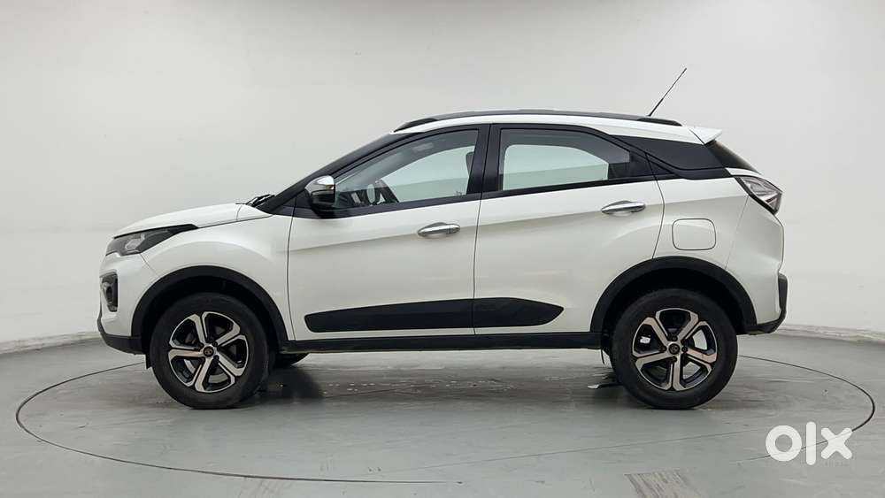 Tata Nexon 1.2 Revotron Xm (s), 2023, Petrol