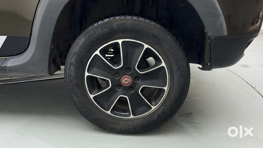 Renault Duster Petrol Rxs Cvt, 2018, Petrol