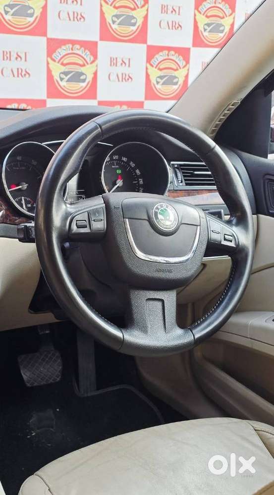 Skoda Superb Elegance Tdi 2.0 At, 2013, Petrol