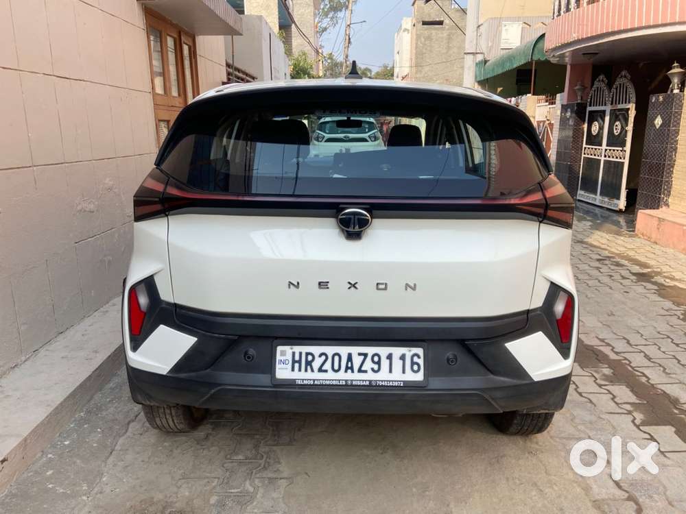 Tata Nexon 2024 Petrol Well Maintained