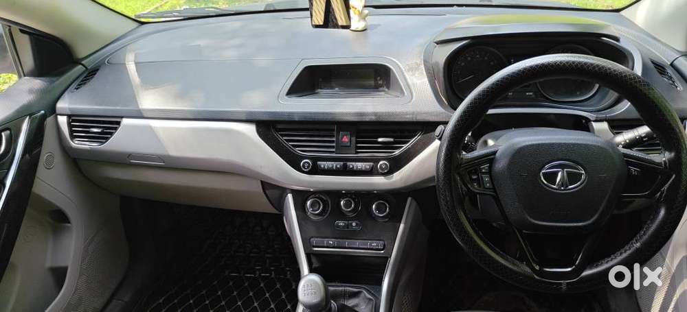 Tata Nexon 1.5 Revotorq Xt, 2018, Diesel