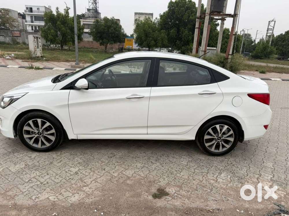 Hyundai Verna Xi (petrol), 2015, Petrol