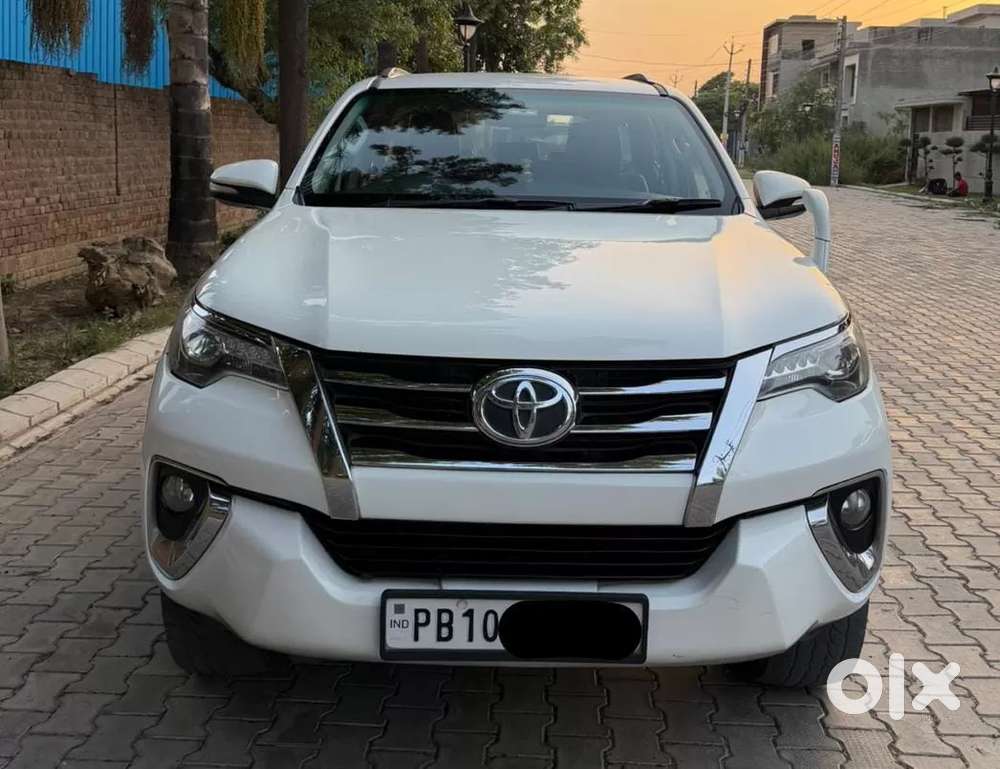 Toyota Fortuner 4x2 At 2.8 Diesel, 2017, Diesel