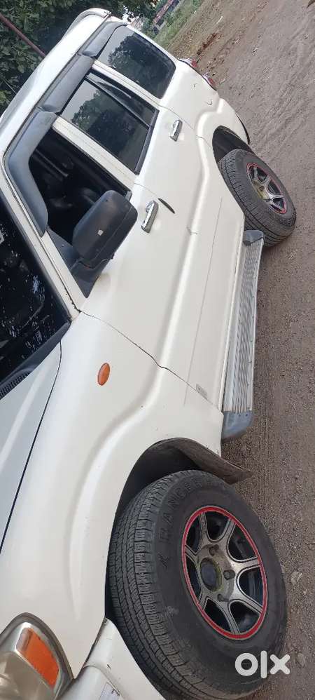 Mahindra Scorpio 2012 मॉडल