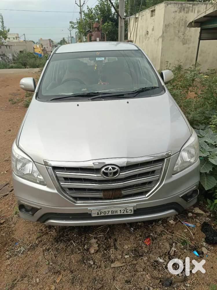 Toyota Innova 2.5 Vx 2013