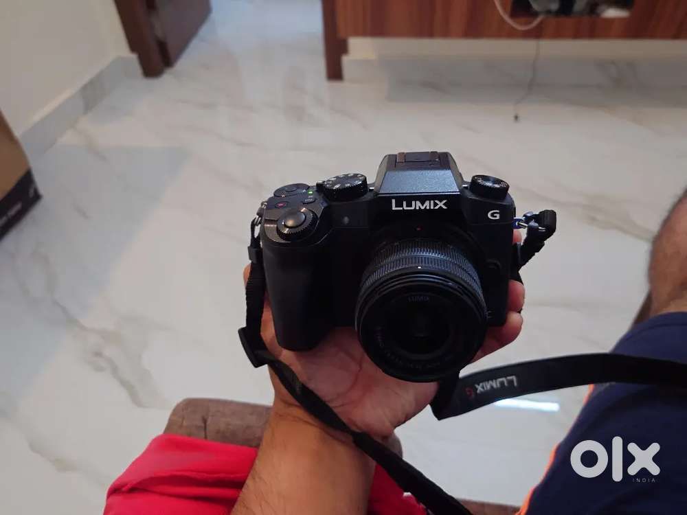 Lumix G7 with 14-42mm lens