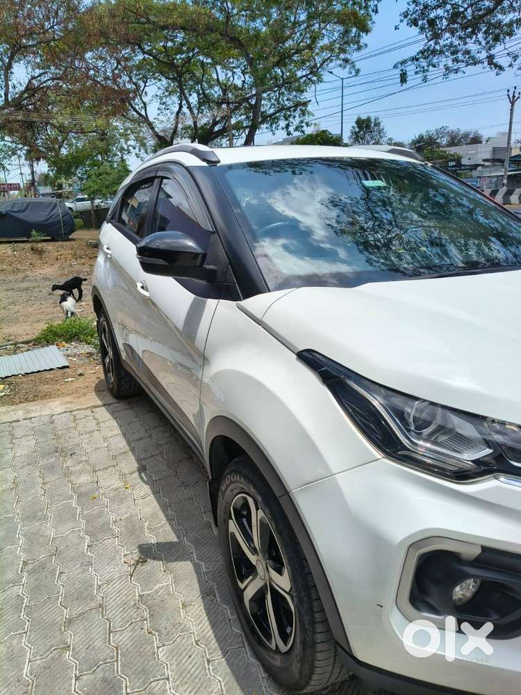 Tata Nexon Xz + S 2023 - Diesel