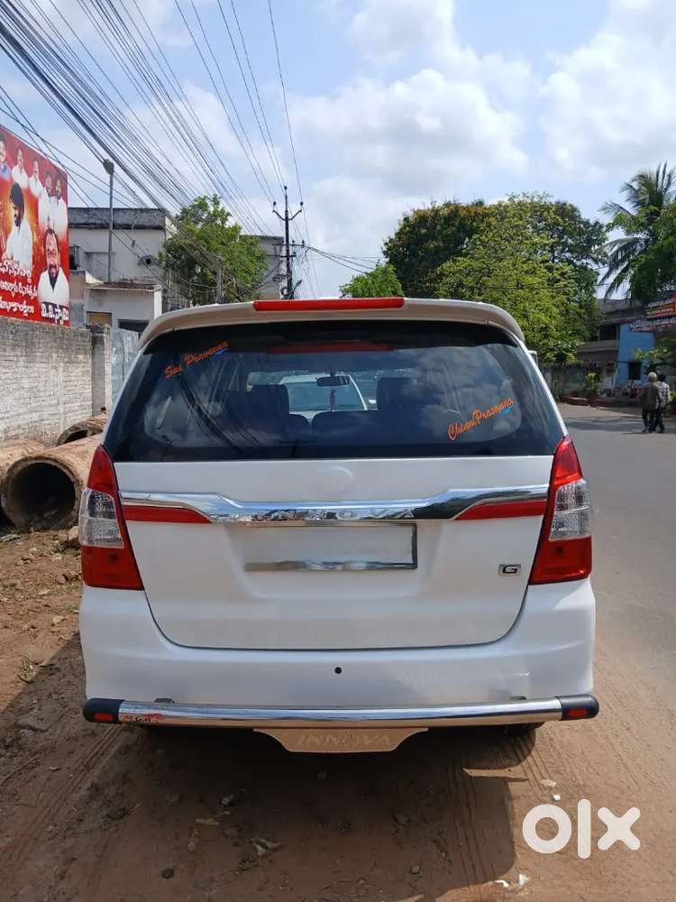 Toyota Innova 2011 Diesel Well Maintained