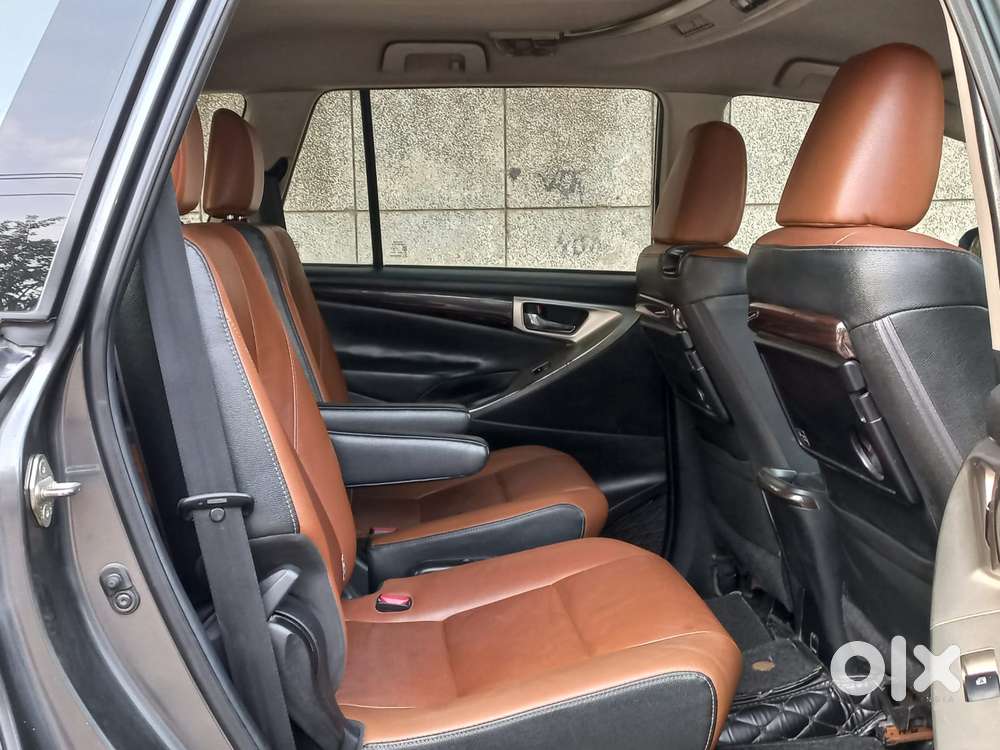 Toyota Innova Crysta 2.8z Automatic, 2019, Diesel