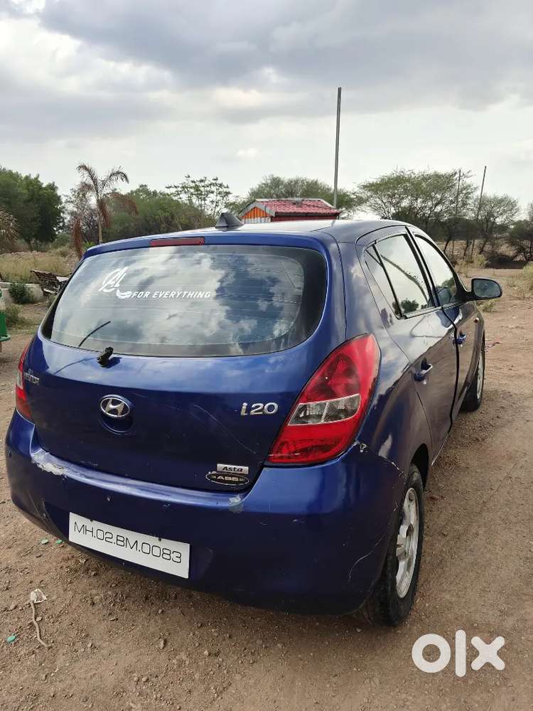 Hyundai I20 2009
Abs: Yes
Ac: Yes
Cng: New Kitt
Tyre :50%