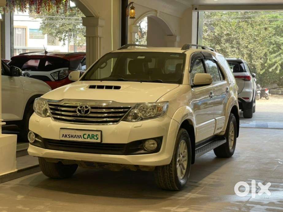 Toyota Fortuner 3.0 4x2 Mt, 2013, Diesel