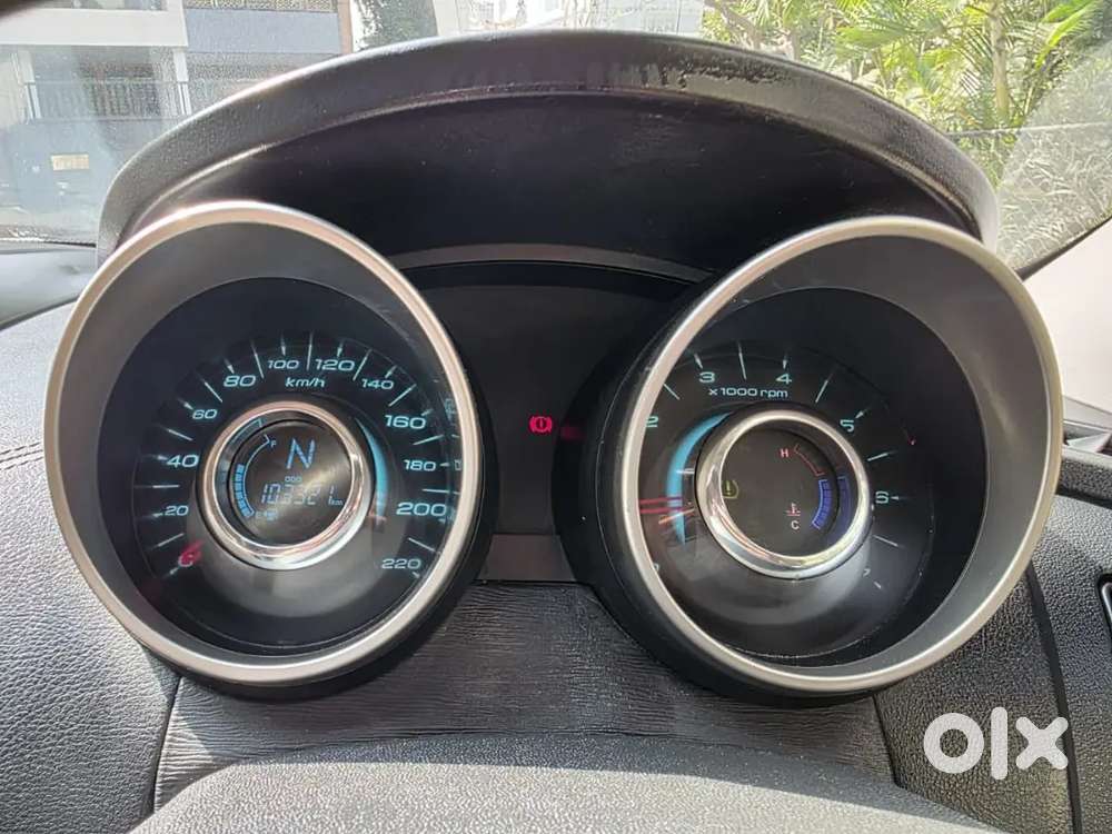 Mahindra Xuv500 Awd 2019