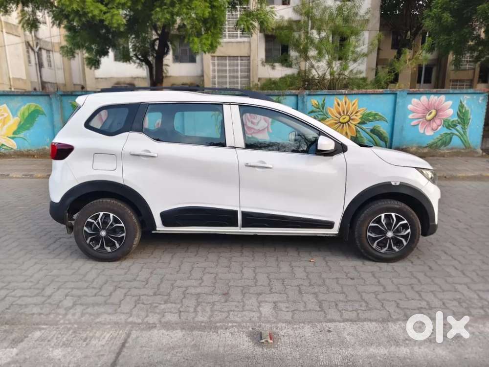 Renault Triber Rxl, 2022, Petrol