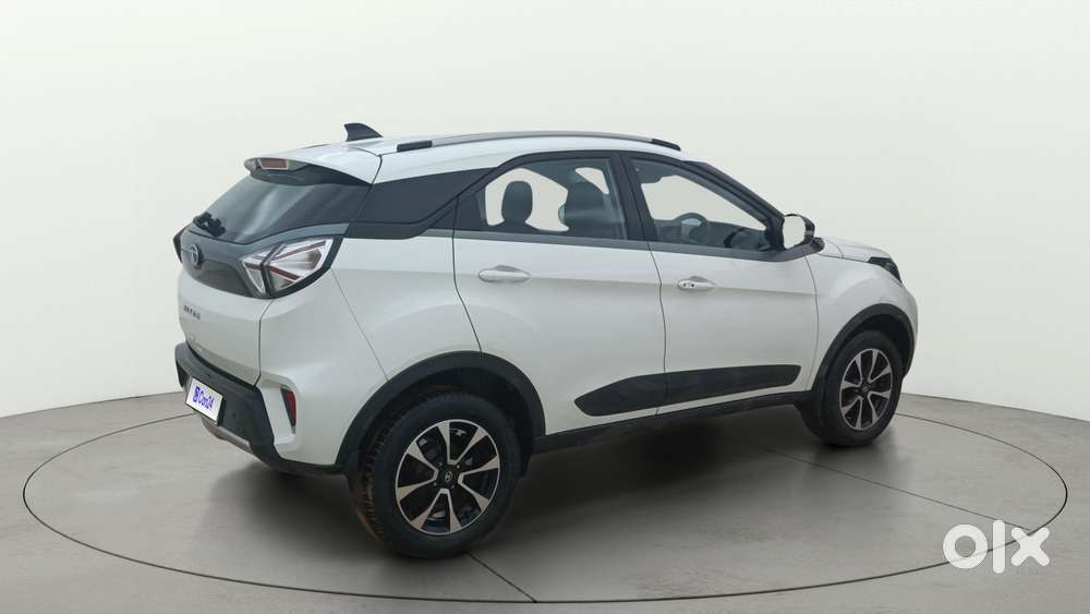 Tata Nexon 1.2 Revotron Xza Plus Premium, 2021, Petrol
