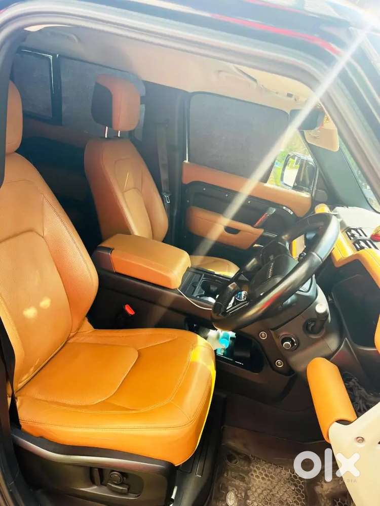 Land Rover Defender 2022