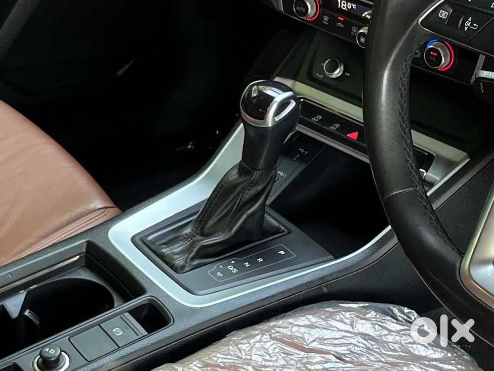 Audi Q3 40 Tfsi Premium Plus, 2023, Petrol