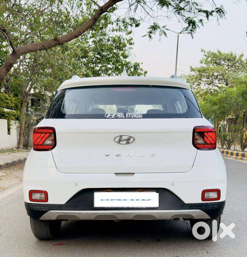 Hyundai Venue 1.2 S Plus, 2022, Petrol