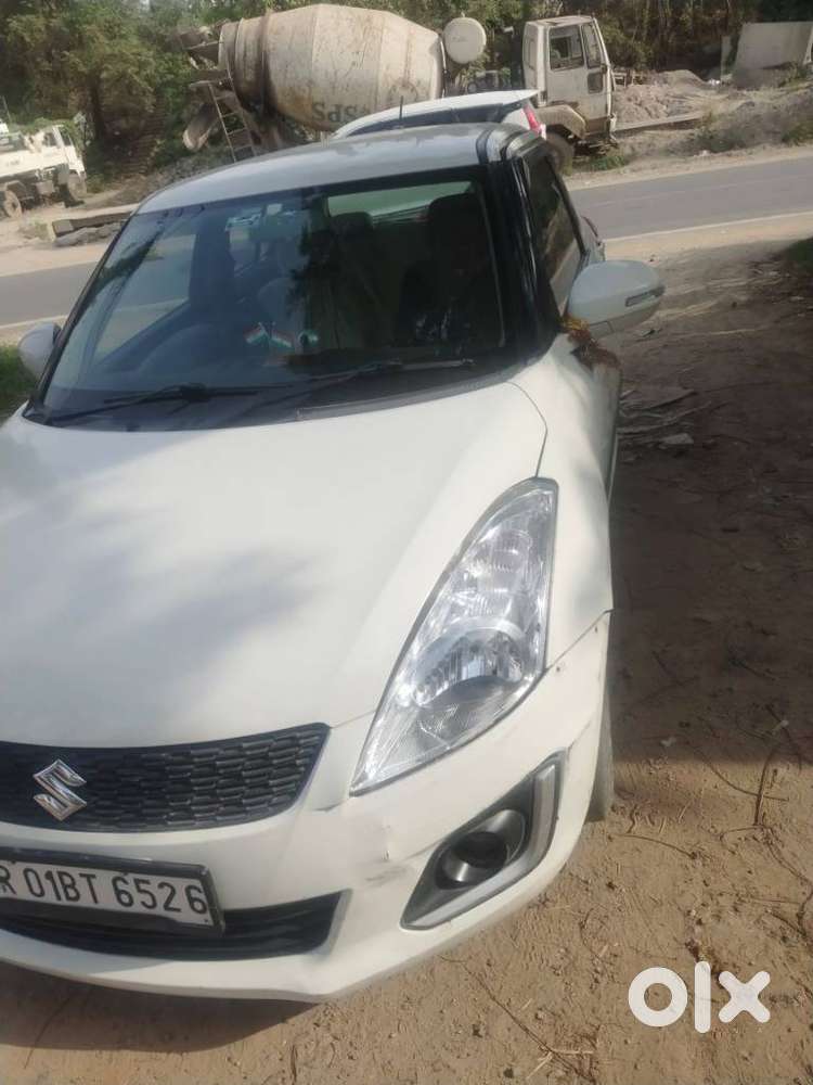 Maruti Suzuki Swift Vxi 1.2 Abs Bs-iv, 2013, Petrol