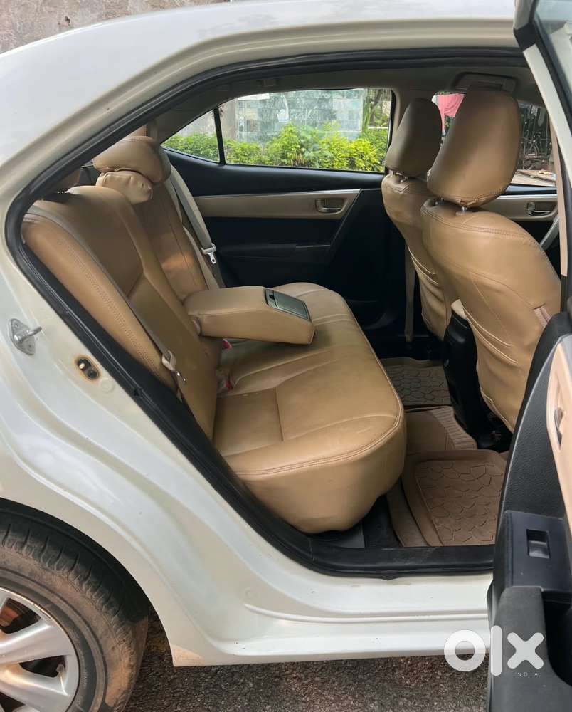 Toyota Corolla Altis G At, 2016, Petrol