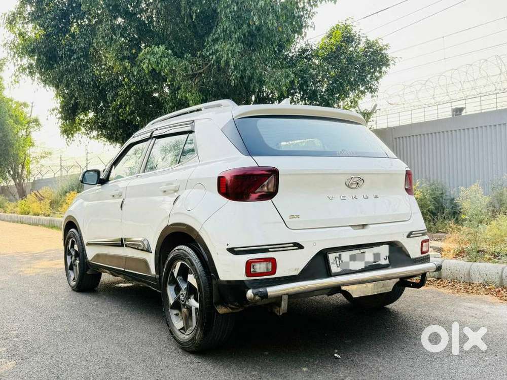 Hyundai Venue Sx (o) Mt 1.5 Diesel, 2019, Diesel