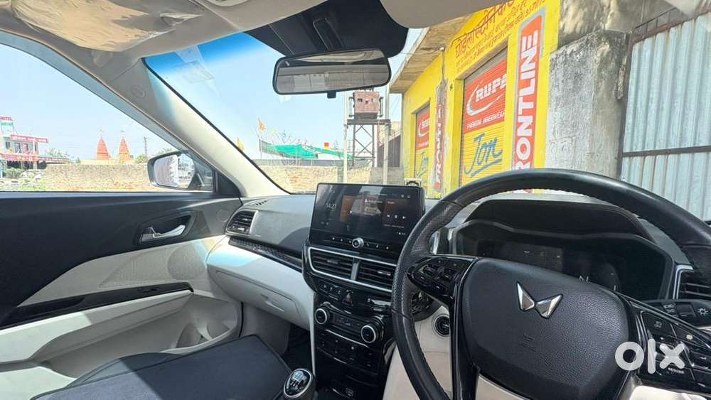 Mahindra Xuv 3xo 2024 Diesel Well Maintained