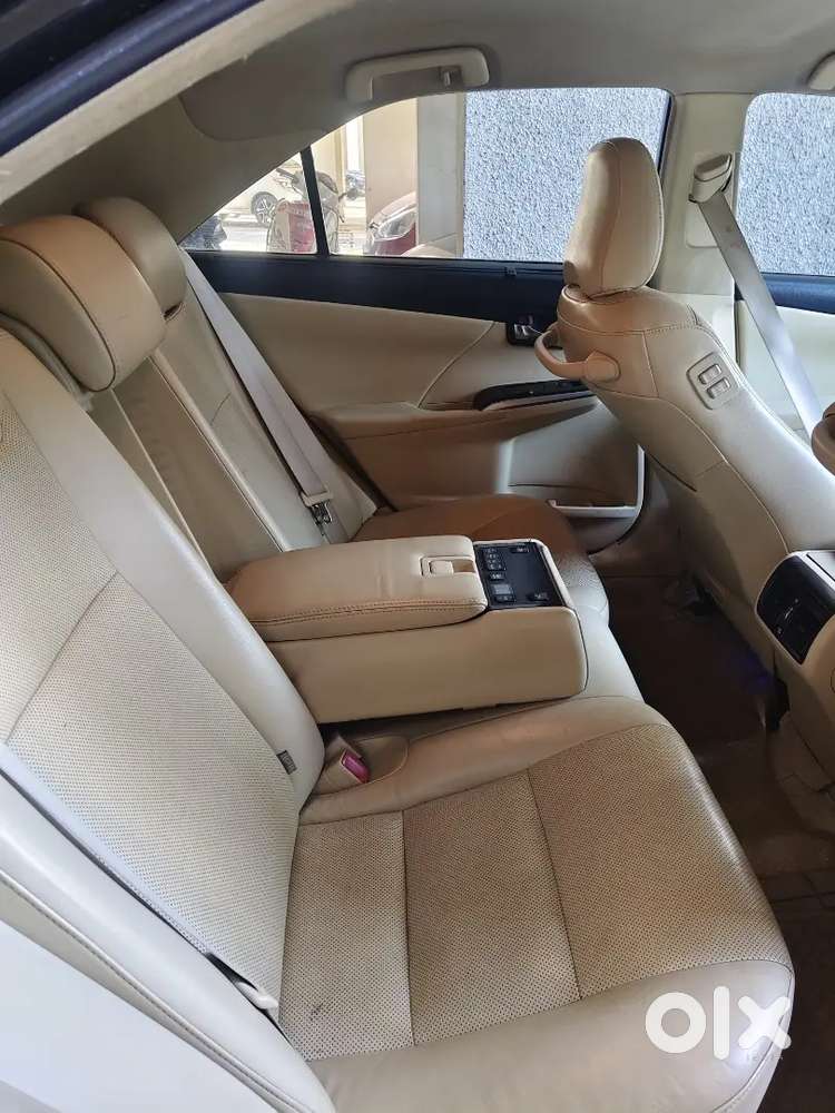 Toyota Camry 2016 Petrol Well Maintained