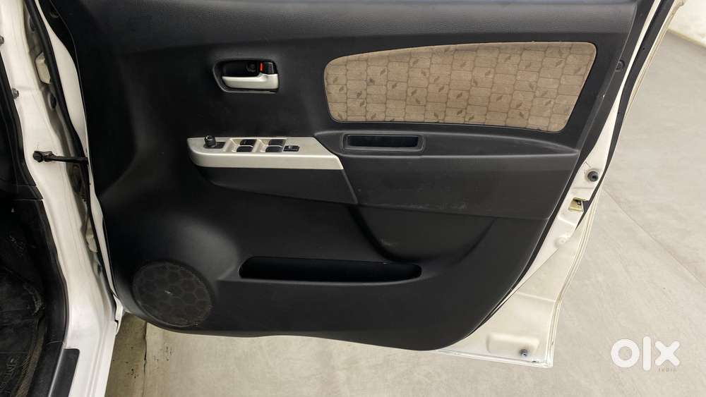 Maruti Suzuki Wagon R 1.0 2015-2019 Vxi Amt, 2015, Petrol