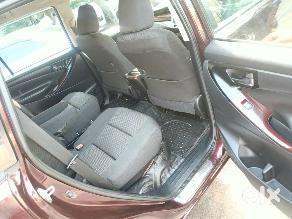 Toyota Innova Crysta