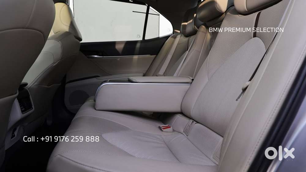 Toyota Camry, 2023, Petrol
