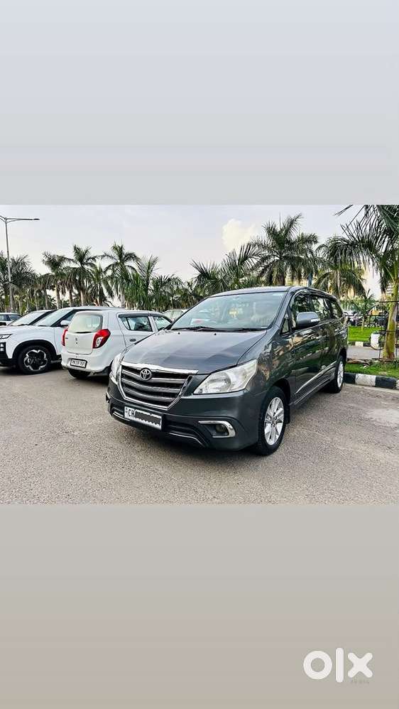 Toyota Innova 2.5 V 2015