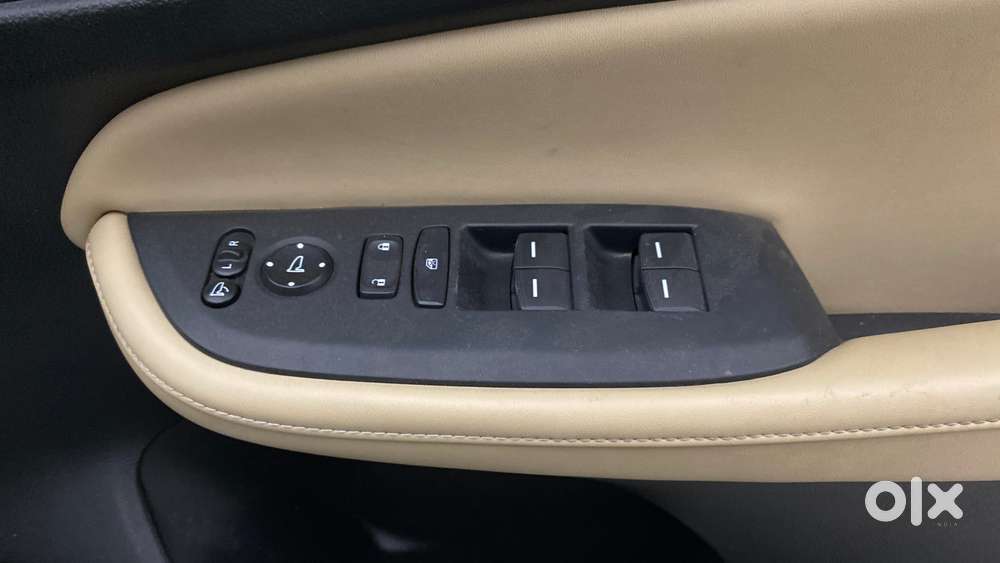 Honda City I-vtec Cvt Zx, 2020, Petrol