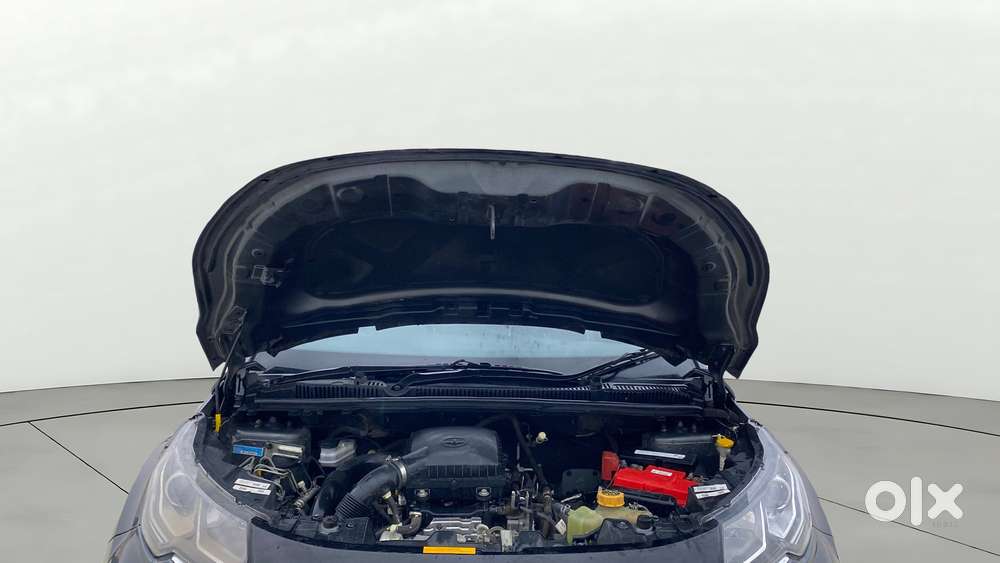 Tata Nexon 1.5 Revotorq Xma Plus (s) Amt, 2022, Petrol
