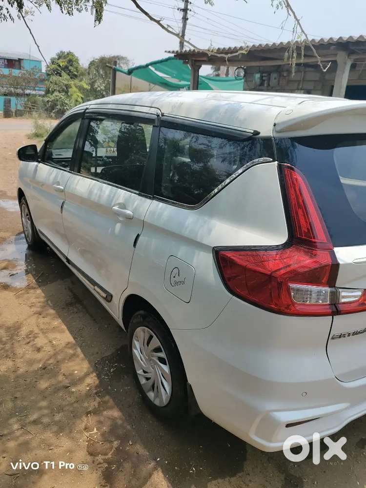 Maruti Suzuki Ertiga 2022 Petrol 100000 Km Driven