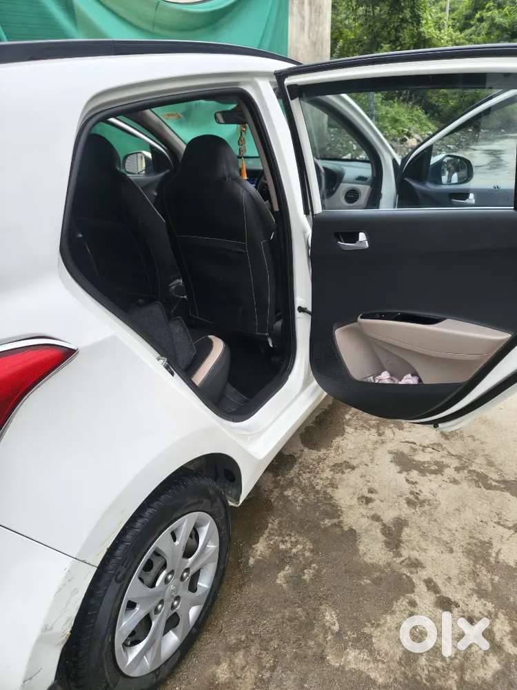 Hyundai Grand I10 Sportz 2016
