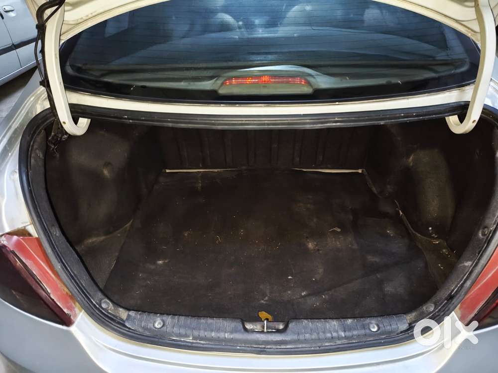 Hyundai Verna 2011-2014 Sx Crdi At, 2015, Petrol